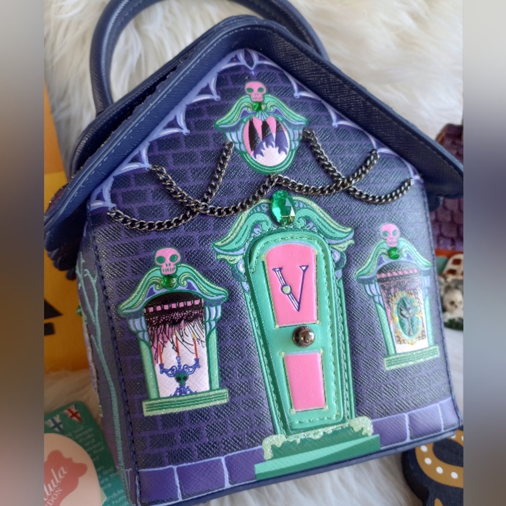 WALLET SOLD Vendula London Hallowee Cat Dracula's Haunted House Bag - Picture 2 of 16